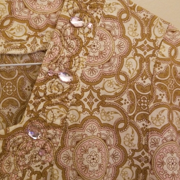 Kim Rogers Women's Square Neck Button Down Blouse - Picture 2 of 6